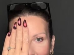 Czy makijaż zaczął wyglądać na „ciężki i niejednolity” po czterdziestce? Eksperci ujawniają mało znany objaw okołomenopauzalny, który może być przyczyną – i sposoby jego leczenia