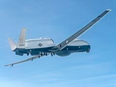 Amerykańskie drony wznoszą się w niebo, gdy flota Trumpa zstępuje na Bliski Wschód