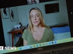 Obejrzyj: „Codziennie ponowna trauma” – osoba, która przeżyła Epsteina, twierdzi, że Stany Zjednoczone nie powinny uciekać od skandalu