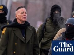 Szef straży granicznej pochwalił agenta federalnego, który zastrzelił obywatela USA w Chicago | Imigracja USA