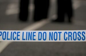 Dziesięciu pracowników służby zdrowia aresztowanych w wyniku „złożonego” śledztwa policyjnego w sprawie poważnych zarzutów | Wiadomości z Wielkiej Brytanii