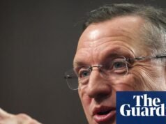 Demokraci wyśmiewają sekretarza ds. weteranów za powtarzanie fałszywych twierdzeń na temat zabójstwa Alexa Prettiego | Kongres USA