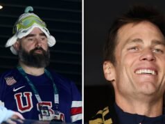 Tom Brady i Jason Kelce obecni podczas zdobywania złotego medalu w hokeju kobiet w USA