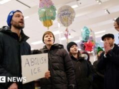 Pracownicy wzywają firmy Target i amerykańskie do zabrania głosu w sprawie nalotów ICE