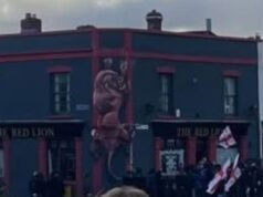 Przed pubem Bristol wybucha masowa bójka uliczna z udziałem 50 osób | Wielka Brytania | Aktualności