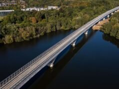 Most kolejowy o wartości 1,6 miliarda funtów, który jest obecnie najdłuższym w Wielkiej Brytanii | Wielka Brytania | Aktualności