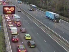 M4 zamknięta NA ŻYWO: Zamknięcie w obu kierunkach powoduje poważne opóźnienia | Wielka Brytania | Aktualności