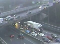 Ruch A2 NA ŻYWO: Chaos z 6-kilometrowymi kolejkami i 90-minutowymi opóźnieniami | Wielka Brytania | Aktualności