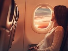 Pasażerowie widzą coś niesamowitego z okna samolotu | Dziwne | Aktualności