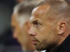 Wśród rozważanych opcji zastąpienia Thomasa Franka w Tottenham Hotspur znajduje się John Heitinga