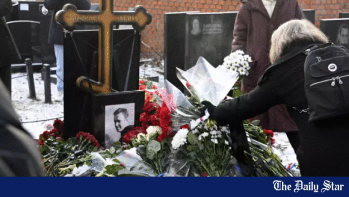 Navalny_Grave_AFP.PNG
