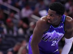 Środkowy jazzowy Jaren Jackson Jr. opuści resztę sezonu po przejściu operacji kolana wkrótce po meczu