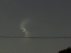 Tajemnicze światło oślepia Australię Południową, gdy mieszkańcy zastanawiają się nad źródłem spektaklu