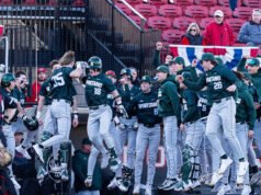 Baseball stanu Michigan rozpoczyna sezon zwycięstwem w pierwszej dziesiątce nad Louisville