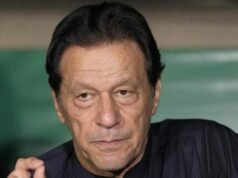 Byli kapitanowie Australii i Anglii podpisują list otwarty w związku z poważnymi obawami dotyczącymi legendy krykieta Imrana Khana