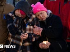 „Kanadyjczycy są z wami” – mówi premier podczas czuwania w Tumbler Ridge