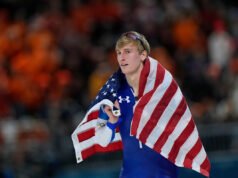 Jordan Stolz zdobywa drugie złoto igrzysk olimpijskich w łyżwiarstwie szybkim na 500 metrów