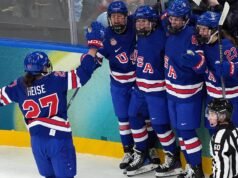 Złoty medal w hokeju na lodzie kobiet w USA