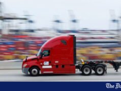 Biznes świętuje zwycięstwo nad cłami Trumpa, ale zwrot pieniędzy zajmie trochę czasu