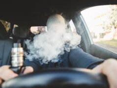 Wapowanie w samochodach z dziećmi będzie zakazane w ramach nowych planów | Wiadomości z Wielkiej Brytanii