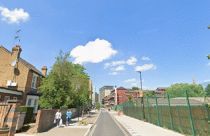 Szesnastoletni chłopiec oskarżony o morderstwo po śmiertelnym pchnięciu nożem 18-latka | Wiadomości z Wielkiej Brytanii