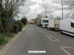 Dwóch mężczyzn i kobieta aresztowani po tym, jak dwudziestokilkuletni mężczyzna został zadźgany w Valley Retail Park w Croydon | Wiadomości z Wielkiej Brytanii