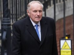 Redaktor Daily Mail, Paul Dacre, kłóci się z prawnikiem, gdy opisuje „wściekłość” w związku z zarzutami | Enty i wiadomości artystyczne