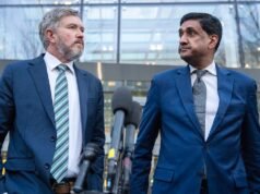 Khanna i Massie starają się wymusić głosowanie w sprawie Iranu w obliczu potencjalnego ataku USA