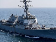 Niszczyciel Marynarki Wojennej Stanów Zjednoczonych i statek zaopatrzeniowy zderzają się na Karaibach, raniąc 2 marynarzy